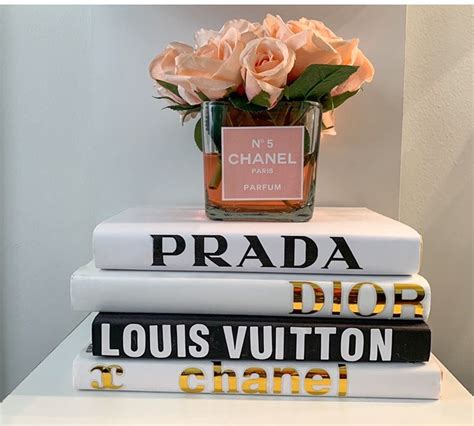 deco livre chanel|Chanel book decorations.